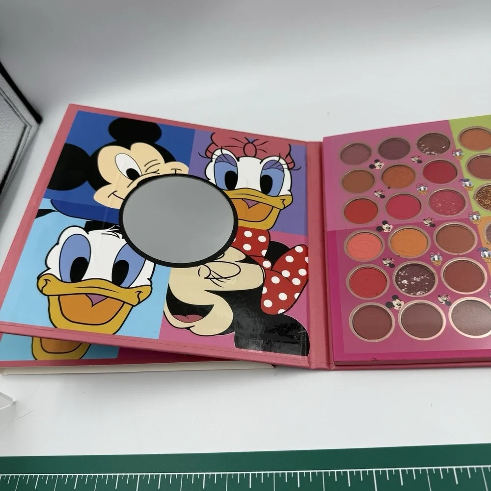 Bronze Girl Disney 40 Color Eyeshadow Palette BZ-12 Mickey Minnie